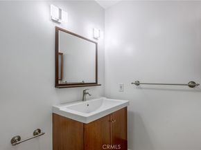 300 N Isabel Street 10, Glendale CA 91206