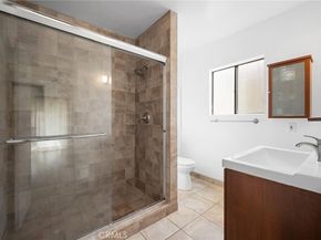 300 N Isabel Street 10, Glendale CA 91206