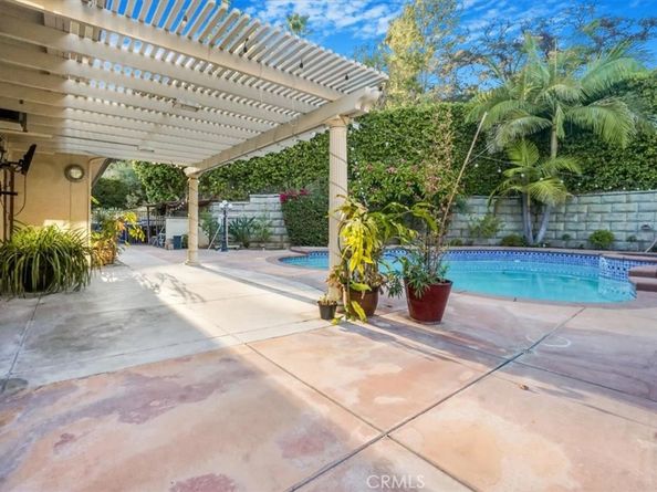 891 Crescent Drive, Monrovia CA 91016