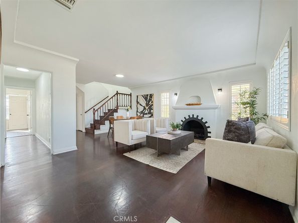 556 W 99th Street, Los Angeles CA 90044