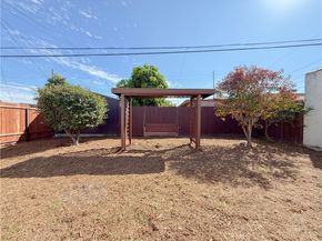 556 W 99th Street, Los Angeles CA 90044