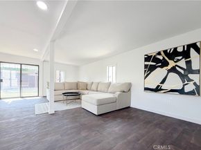 556 W 99th Street, Los Angeles CA 90044