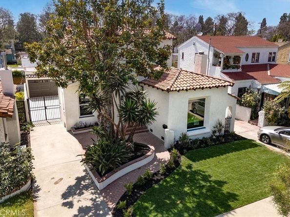4325 9th Avenue, Los Angeles CA 90008