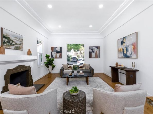 4325 9th Avenue, Los Angeles CA 90008