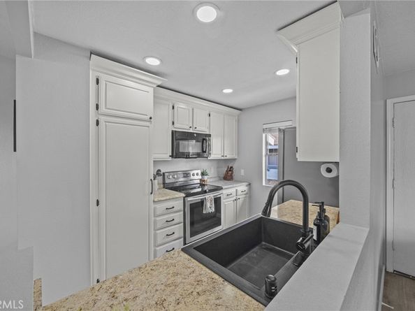 8213 Woodland 40, Buena Park CA 90620