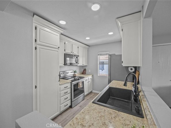 8213 Woodland 40, Buena Park CA 90620