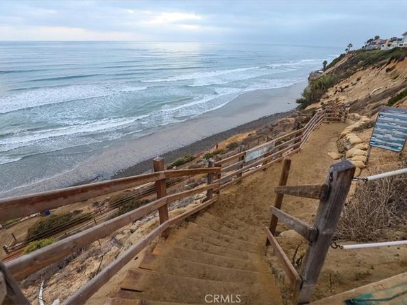 142 E Glaucus, Encinitas CA 92024