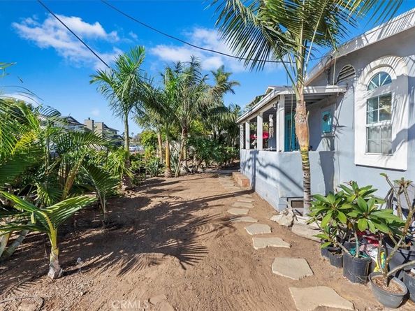 142 E Glaucus, Encinitas CA 92024