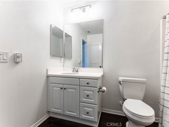 829 E Cassia Lane A, Azusa CA 91702