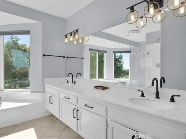 26 Viewpoint Circle, Pomona CA 91766