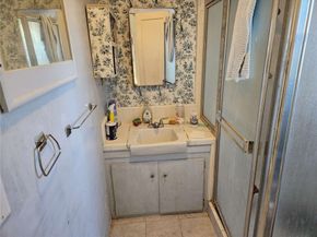 2642 Manning Avenue, Los Angeles CA 90064