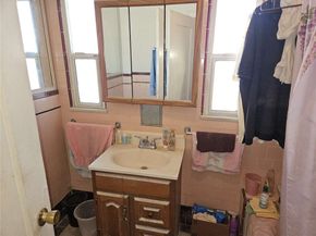 2642 Manning Avenue, Los Angeles CA 90064