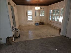 2642 Manning Avenue, Los Angeles CA 90064