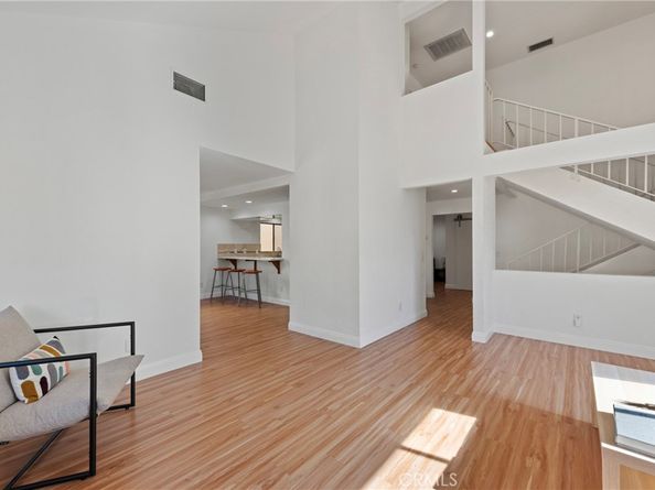 1832 Redcliff Street, Los Angeles CA 90026