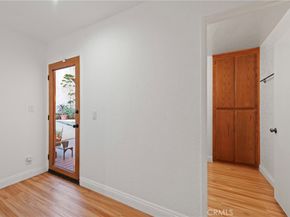 1832 Redcliff Street, Los Angeles CA 90026