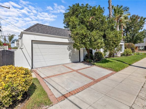 1744 Stanton Avenue, Glendale CA 91201