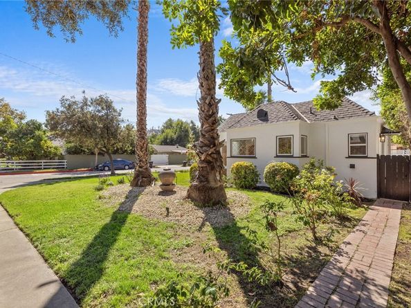 1744 Stanton Avenue, Glendale CA 91201