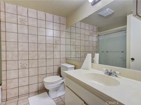 655 Alexander Street 3, Glendale CA 91203