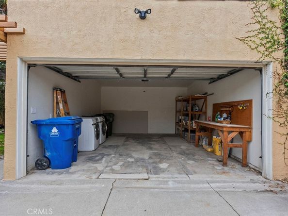 2928 11th, Los Angeles CA 90018