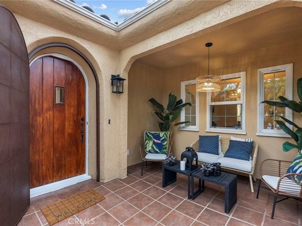 2928 11th, Los Angeles CA 90018