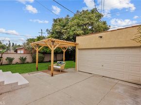 2928 11th, Los Angeles CA 90018