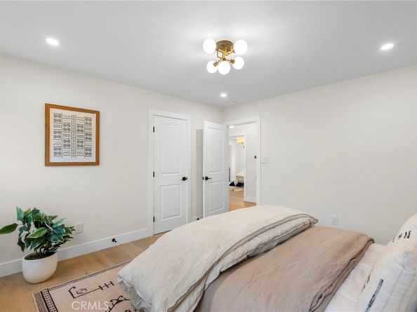 2928 11th, Los Angeles CA 90018