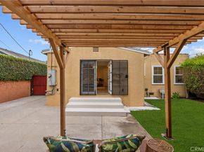 2928 11th, Los Angeles CA 90018