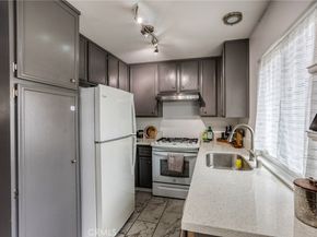 824 N Pasadena Avenue 23, Azusa CA 91702