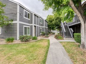 824 N Pasadena Avenue 23, Azusa CA 91702