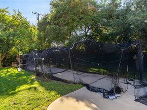 2964 Lombardy Rd, Pasadena CA 91107