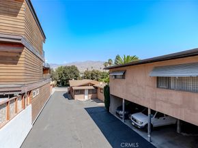 1056 1052 E VILLA Street, Pasadena CA 91106