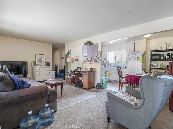 1056 1052 E VILLA Street, Pasadena CA 91106