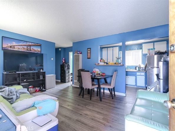 1056 1052 E VILLA Street, Pasadena CA 91106