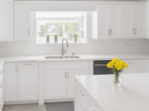 1621 Bryan Ave, Tustin CA 92780