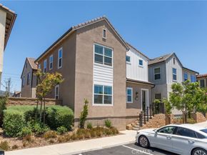 15982 Parkhouse 2, Fontana CA 92336