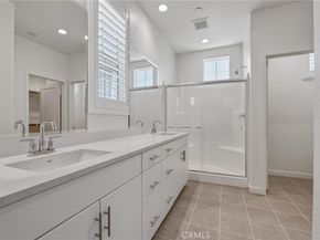 15982 Parkhouse 2, Fontana CA 92336