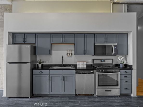 420 S San Pedro 218, Los Angeles CA 90013