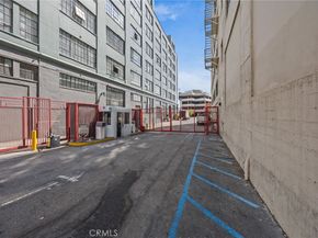 420 S San Pedro 218, Los Angeles CA 90013