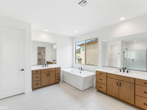 11760 Deerlake Ranch Road, Chatsworth CA 91311