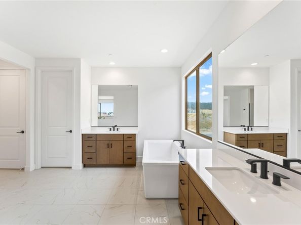 11760 Deerlake Ranch Road, Chatsworth CA 91311