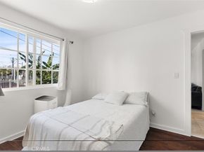 11678 Willowbrook Avenue, Los Angeles CA 90059