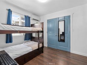 11678 Willowbrook Avenue, Los Angeles CA 90059