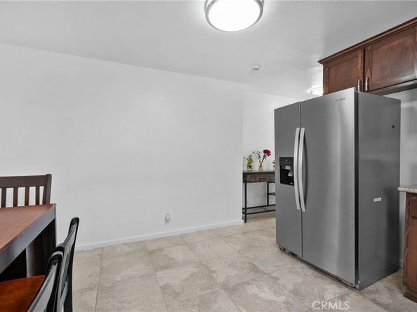 11678 Willowbrook Avenue, Los Angeles CA 90059