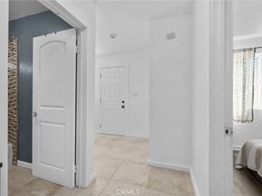 11678 Willowbrook Avenue, Los Angeles CA 90059