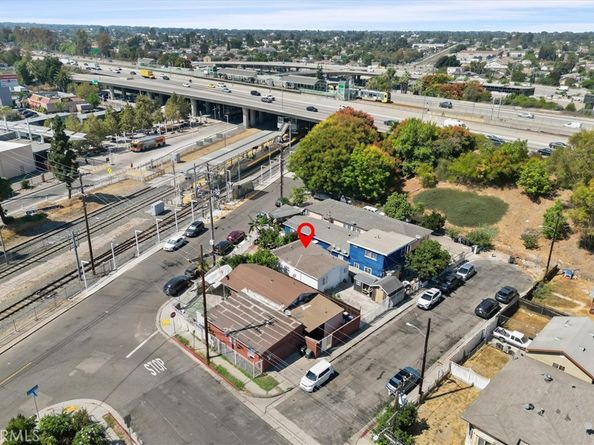 11678 Willowbrook Avenue, Los Angeles CA 90059