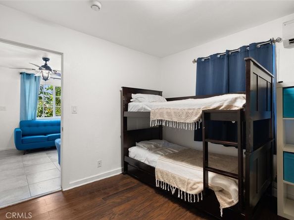 11678 Willowbrook Avenue, Los Angeles CA 90059