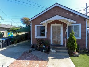 212 E Adams Street, Santa Ana CA 92707