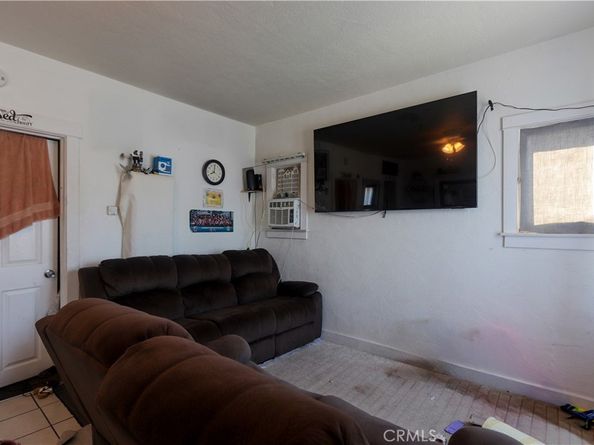 212 E Adams Street, Santa Ana CA 92707