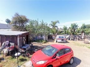 212 E Adams Street, Santa Ana CA 92707