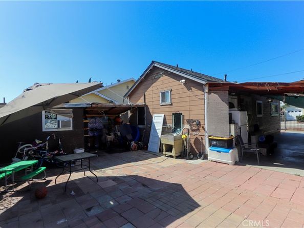 212 E Adams Street, Santa Ana CA 92707